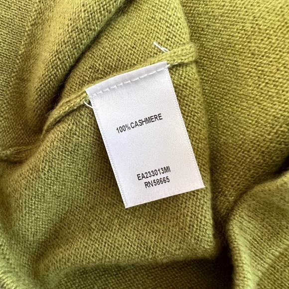 Cashmere Sweater - Picture 4 of 5